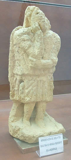 Necr&oacute;polis de Carmona: estatua del dios Attis