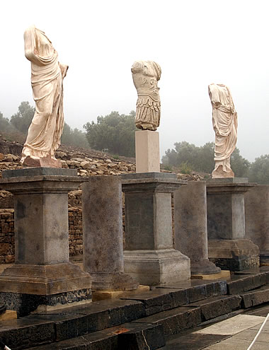 Esculturas del foro. Torreparedones